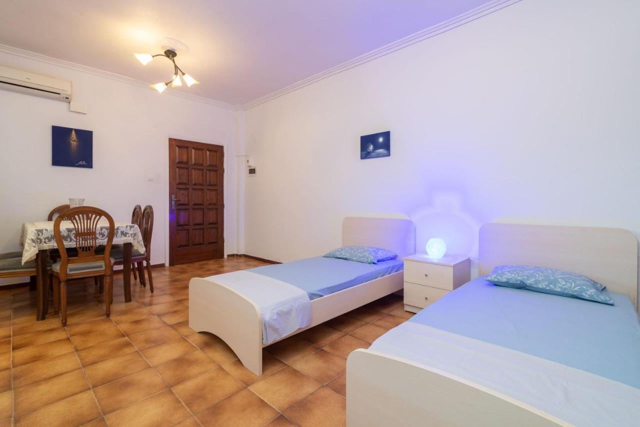 Natasas Apartments أليكيس المظهر الخارجي الصورة